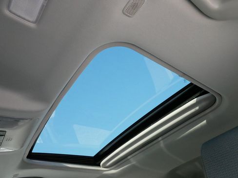 Certified 2025 Toyota RAV4 XLE image 31