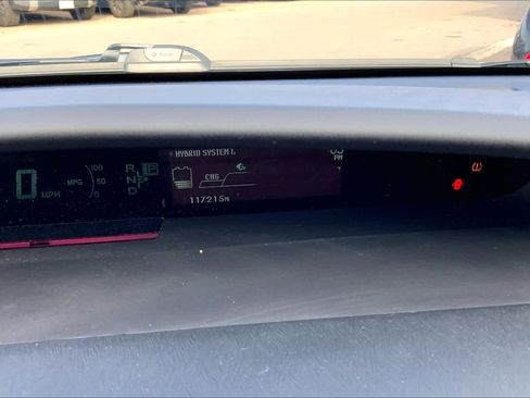 Used 2013 Toyota Prius Four image 24