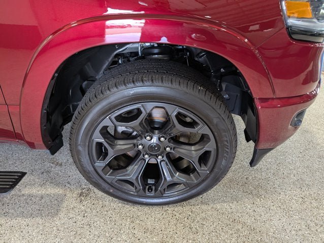 Used 2024 RAM 1500 Limited AWD/4WD image 14