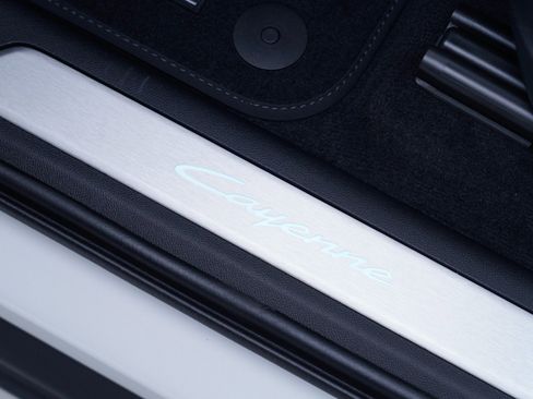 New 2026 Porsche Cayenne Coupe image 14