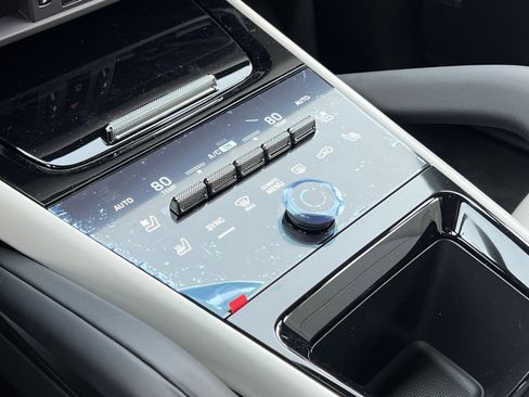 New 2026 Porsche Cayenne Coupe image 28