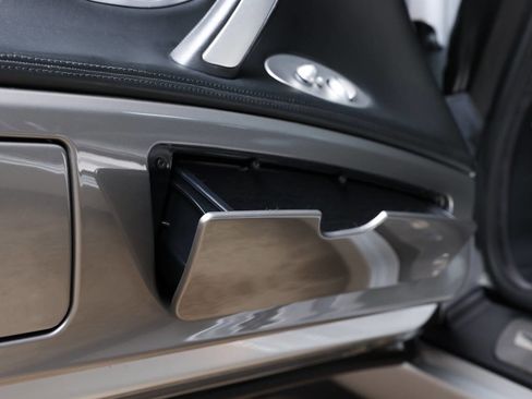 Used 2002 BMW Z8 image 54