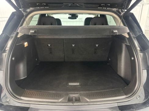 Used 2023 Buick Encore GX Essence w/ Experience Buick Package FWD image 35
