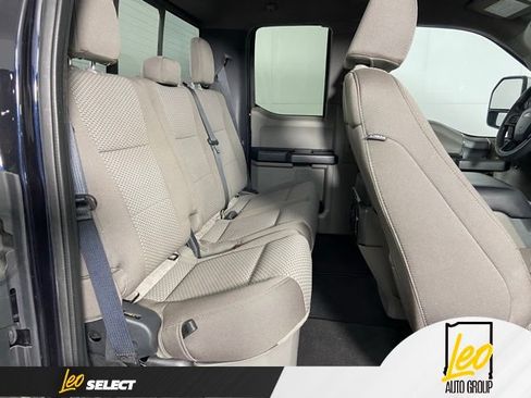 Used 2022 Ford F250 XLT w/ XLT Premium Package AWD/4WD image 27