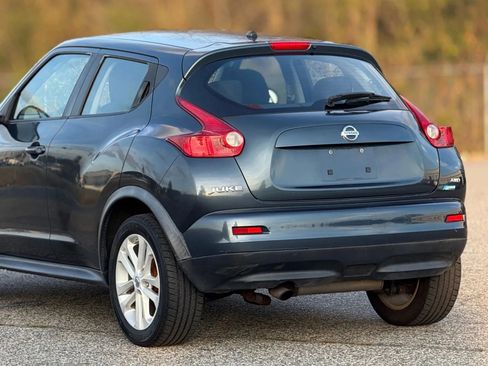 Used 2013 Nissan Juke S image 16