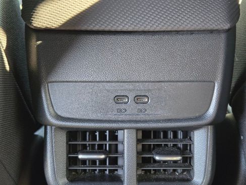Certified 2025 Chevrolet Equinox LT FWD image 17