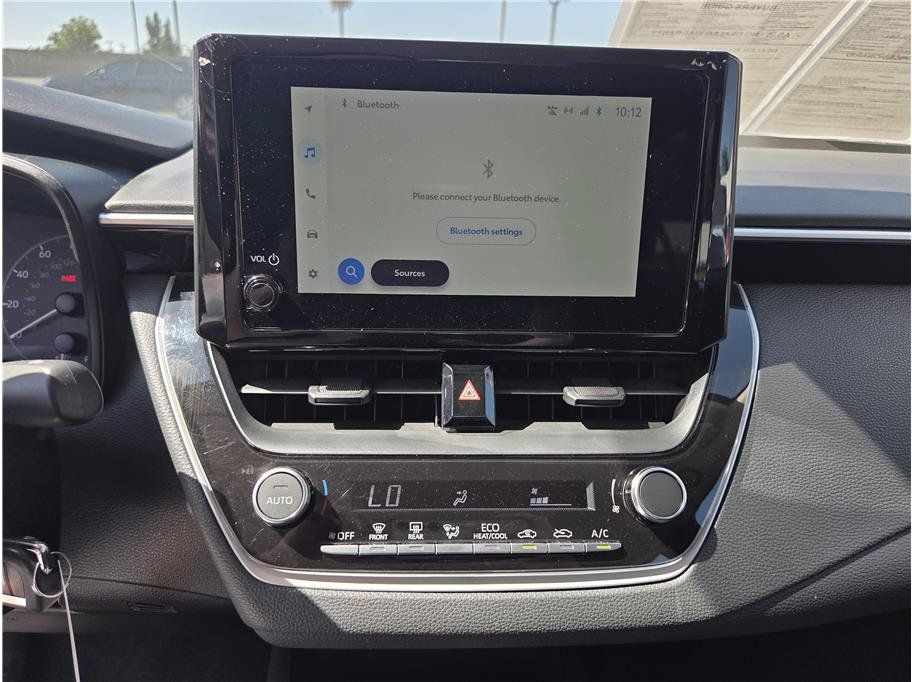 Used 2023 Toyota Corolla LE FWD image 12