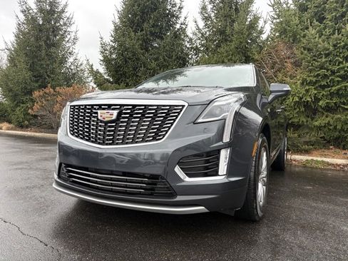 Used 2023 Cadillac XT5 Premium Luxury image 1