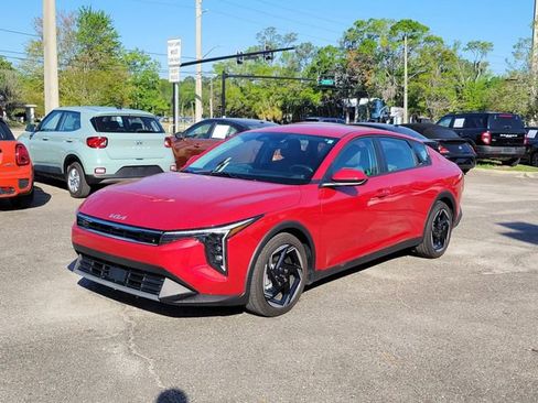 Used 2025 Kia K4 EX image 4