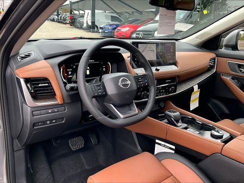 New 2026 Nissan Rogue Platinum w/ Platinum Premium Package image 10