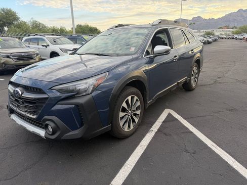 Used 2024 Subaru Outback Touring AWD/4WD image 3