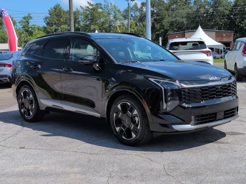 Certified 2026 Kia Sportage SX FWD image 3