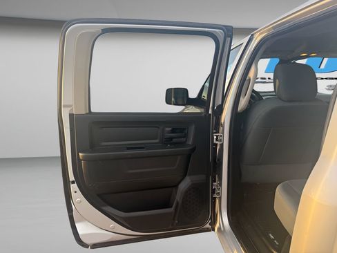 Used 2016 RAM 1500 Tradesman w/ Popular Equipment Group image 16