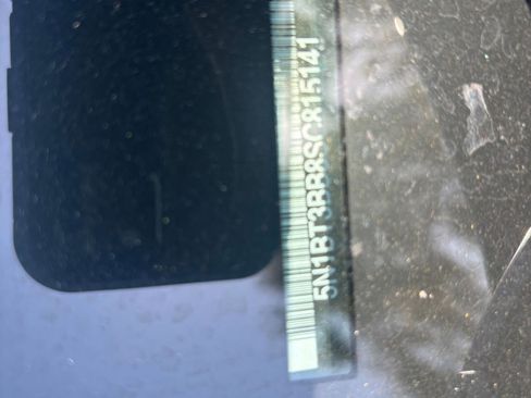 Used 2025 Nissan Rogue SV image 10