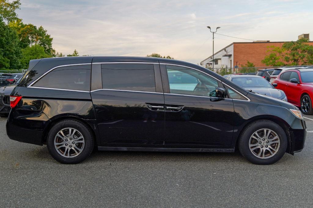 Used 2013 Honda Odyssey EX image 8