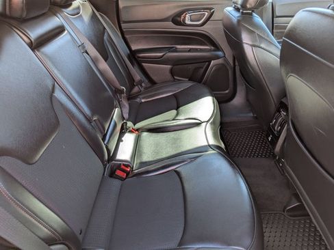 Used 2022 Jeep Compass Trailhawk w/ Trailhawk Convenience Group image 18