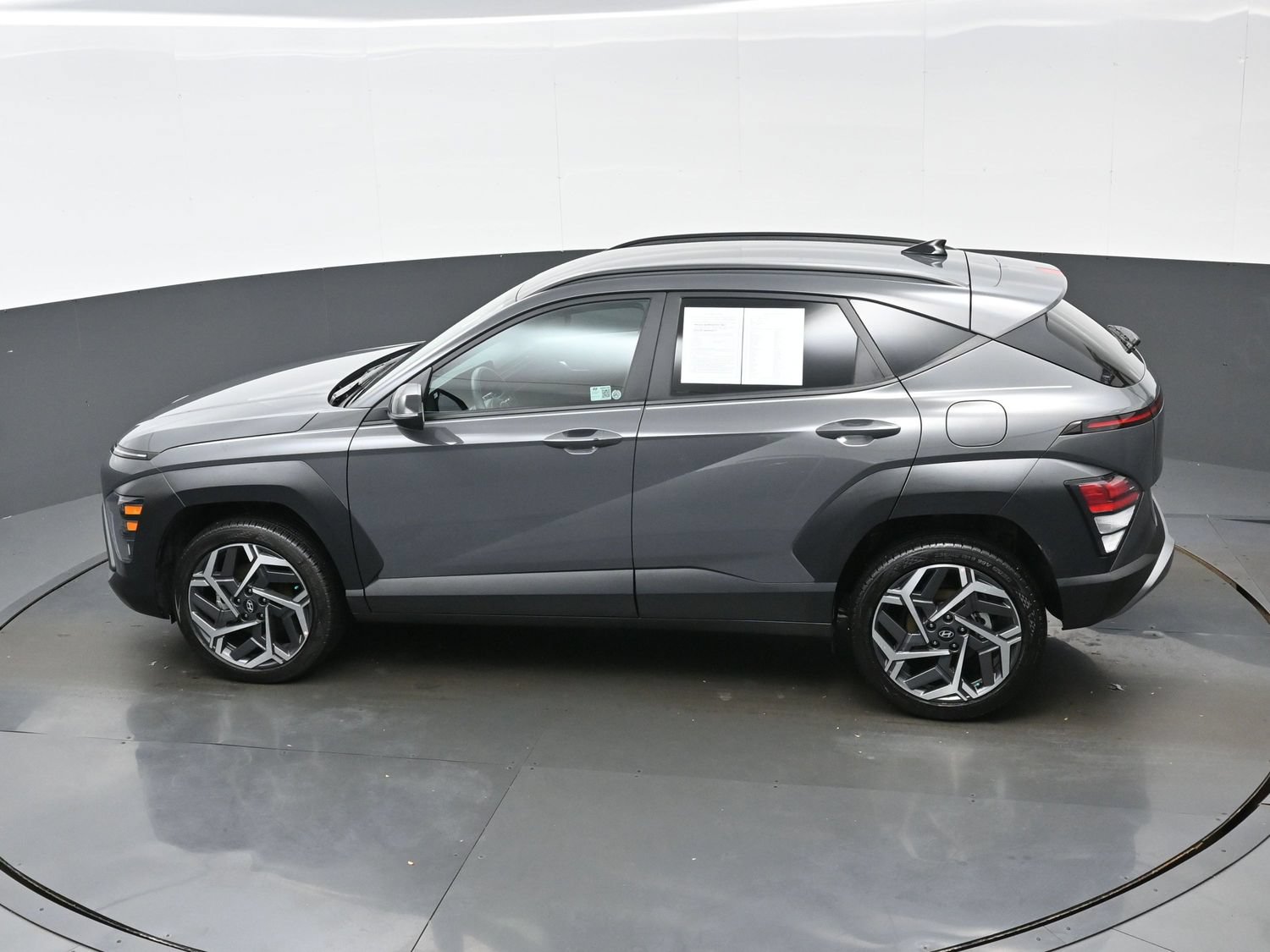 Used 2026 Hyundai Kona SEL Premium AWD/4WD image 34