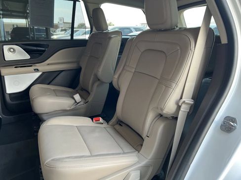 Used 2024 Lincoln Aviator Reserve w/ Equipment Group 201A AWD/4WD image 15