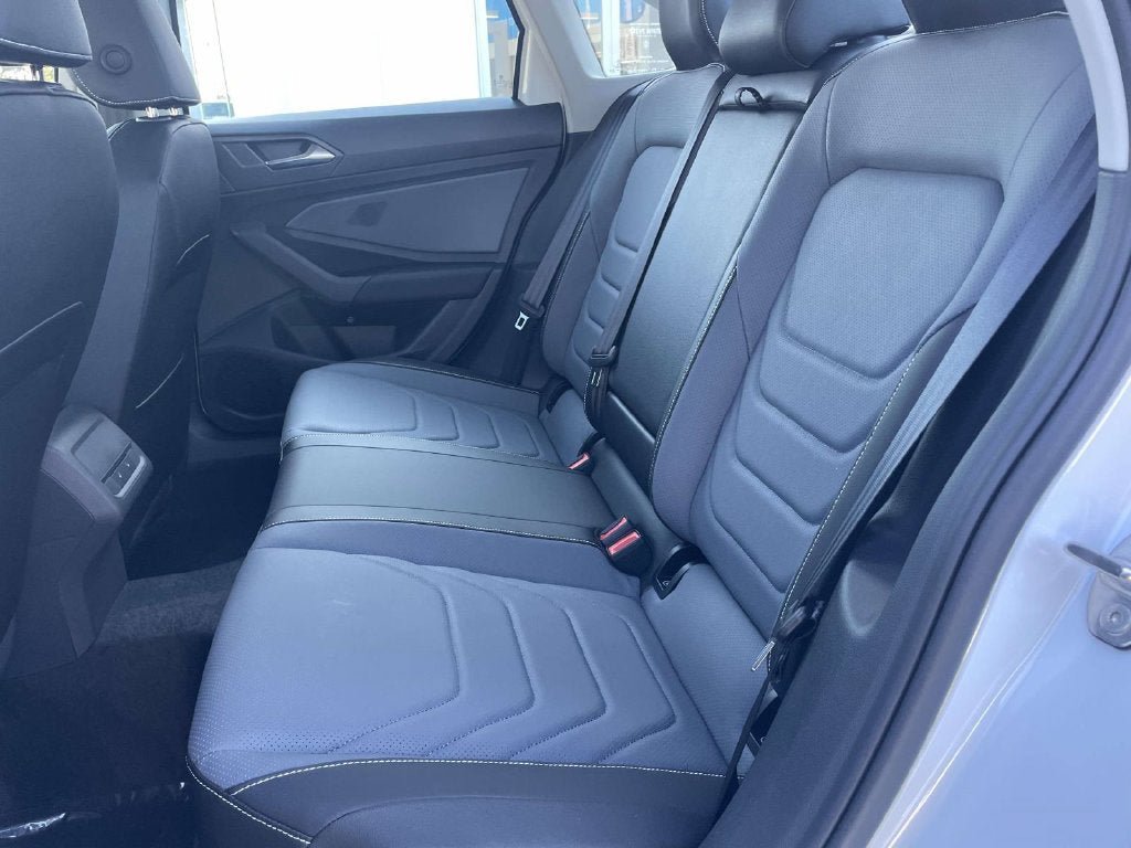 New 2027 Volkswagen Jetta SEL FWD image 13