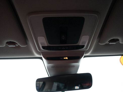 Certified 2024 Honda HR-V EX-L image 18