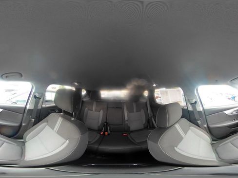 Used 2025 Chevrolet Blazer LT image 43