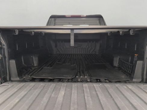Used 2024 Chevrolet Silverado 1500 LT AWD/4WD image 15