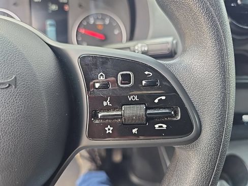 Used 2024 Mercedes-Benz Sprinter 2500 image 30