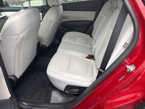 Used 2025 Hyundai Tucson SEL AWD/4WD image 15
