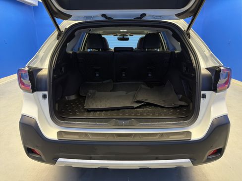 Certified 2025 Subaru Outback Limited image 29