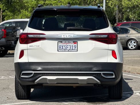 Used 2022 Kia Seltos S AWD/4WD image 5
