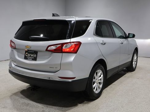 Used 2019 Chevrolet Equinox LT image 2