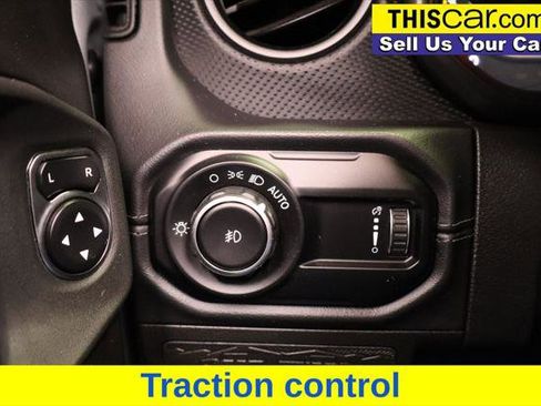 Used 2024 Jeep Wrangler Unlimited Rubicon image 14