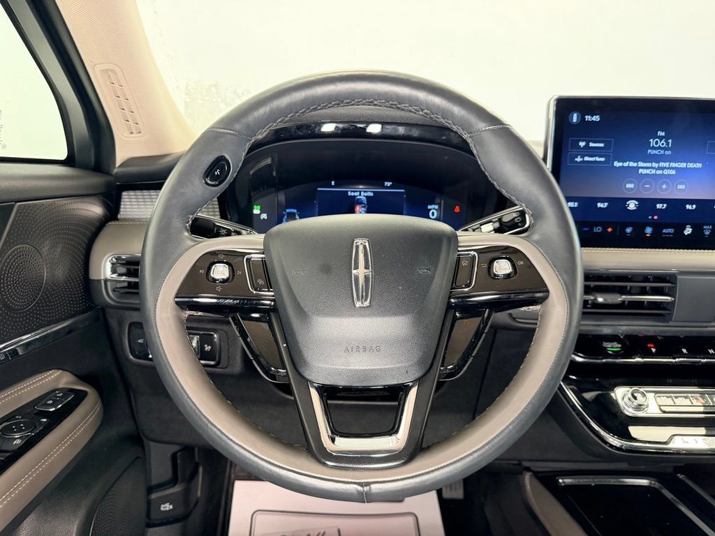 Used 2023 Lincoln Corsair Reserve w/ Equipment Group 201A AWD/4WD image 15