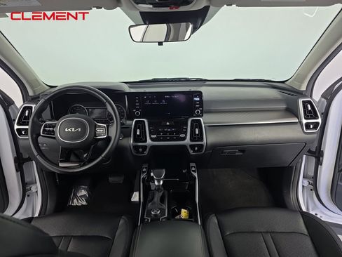 Used 2022 Kia Sorento SX image 10