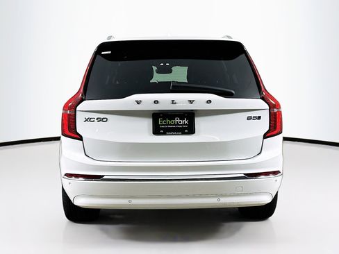 Used 2025 Volvo XC90 B5 Plus image 7
