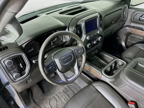 Used 2019 GMC Sierra 1500 Denali image 2
