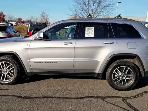 Used 2020 Jeep Grand Cherokee Laredo w/ Quick Order Package 2BN North image 5