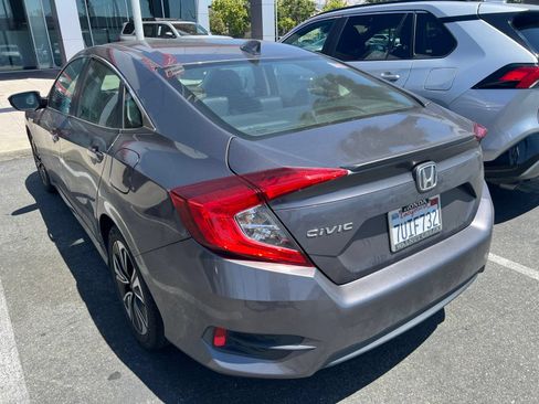 Used 2016 Honda Civic EX-L image 4