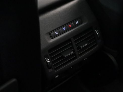 Used 2020 Land Rover Discovery Sport SE R-Dynamic image 10