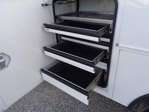 Used 2024 Ford F350 XL w/ XL Chrome Package image 67