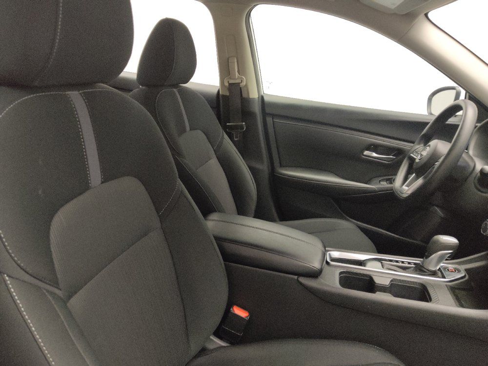 Used 2025 Nissan Sentra SV FWD image 21