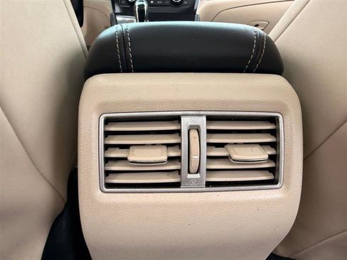 Used 2016 Nissan Maxima Platinum image 26