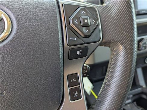 Used 2019 Toyota Tacoma SR5 RWD image 14