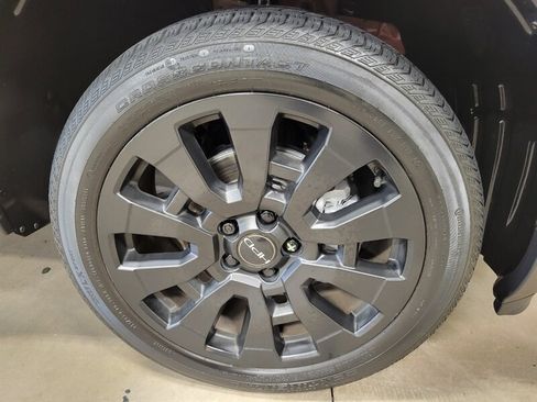 Used 2023 Honda Passport EX-L image 15