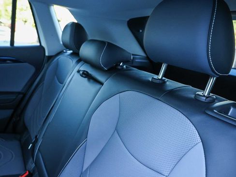 New 2026 Volkswagen Tiguan SE image 30