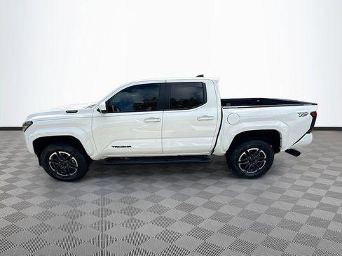 Used 2024 Toyota Tacoma TRD Sport image 5