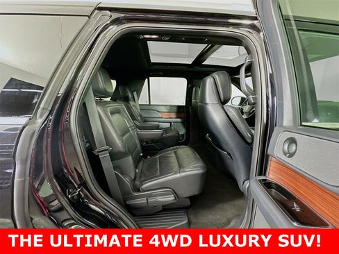 Used 2023 Lincoln Navigator Reserve image 26
