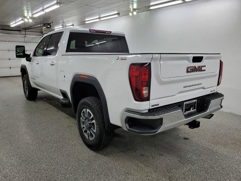 Used 2023 GMC Sierra 3500 SLE w/ SLE Convenience Package image 7