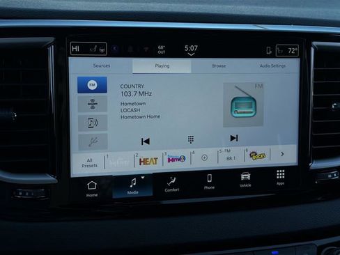 New 2026 Chrysler Voyager LX image 20