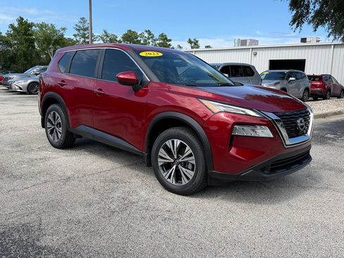 Used 2023 Nissan Rogue SV FWD image 11
